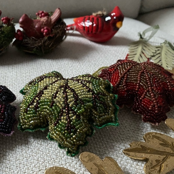 Set of 15 vintage/new bird/leaf ornaments - Picture 3 of 9